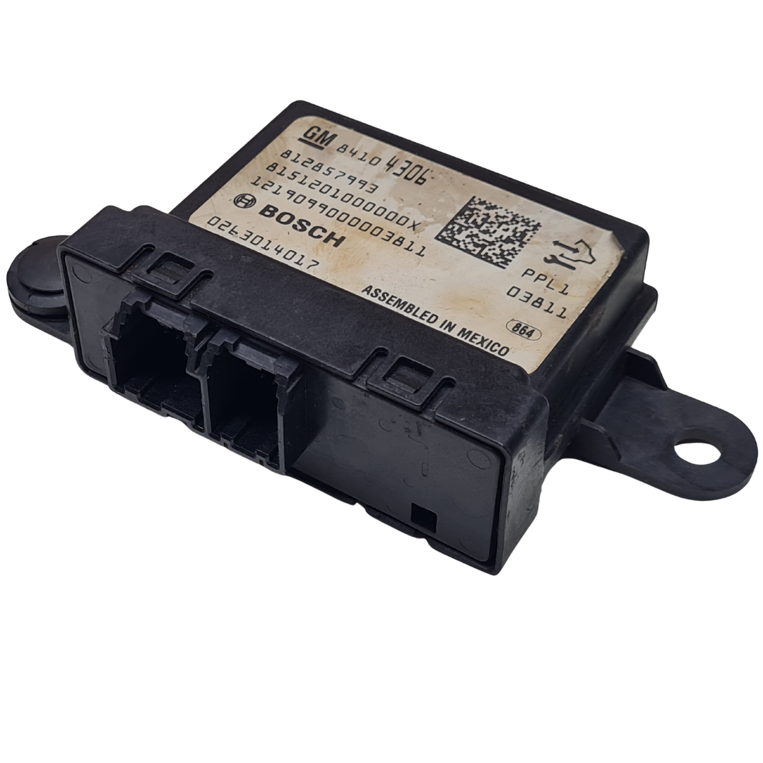 Módulo Sensor Estacionamento Traseiro S10 2.8 2018 2024 84104306