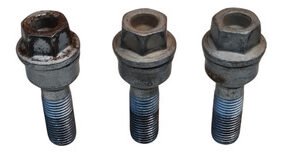 Kit 05 Parafuso Prisioneiro Roda Vw Amarok 2010 2014 2022